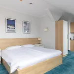 Esencja Warszawy Nowy Swiat By Bookinghost 3*