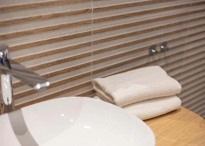 Esencja Warszawy Nowy Swiat By Bookinghost 3* Varsovie