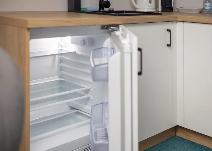 Esencja Warszawy Nowy Swiat By Bookinghost Varsovie