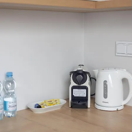 Esencja Warszawy Nowy Swiat By Bookinghost Varsovia