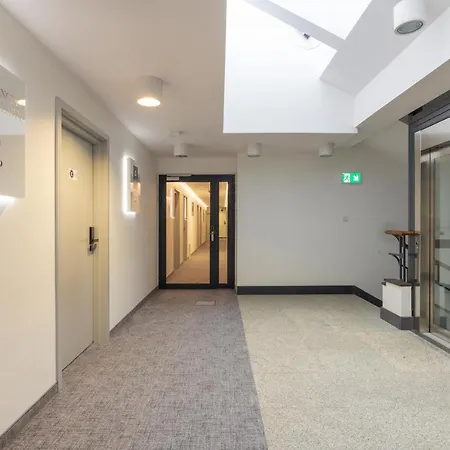Esencja Warszawy Nowy Swiat Apartment Warsaw