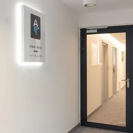 Esencja Warszawy Nowy Swiat * Varšava