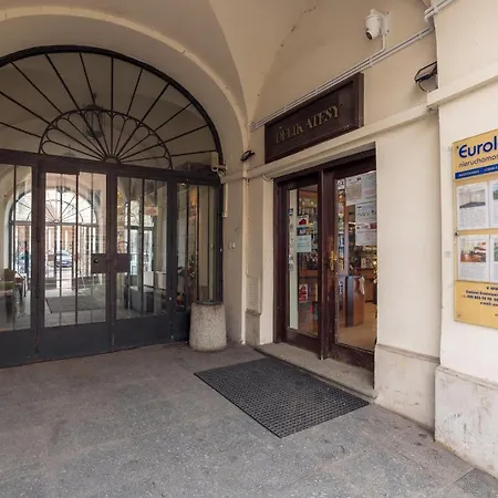 Esencja Warszawy Nowy Swiat Apartment Warsaw