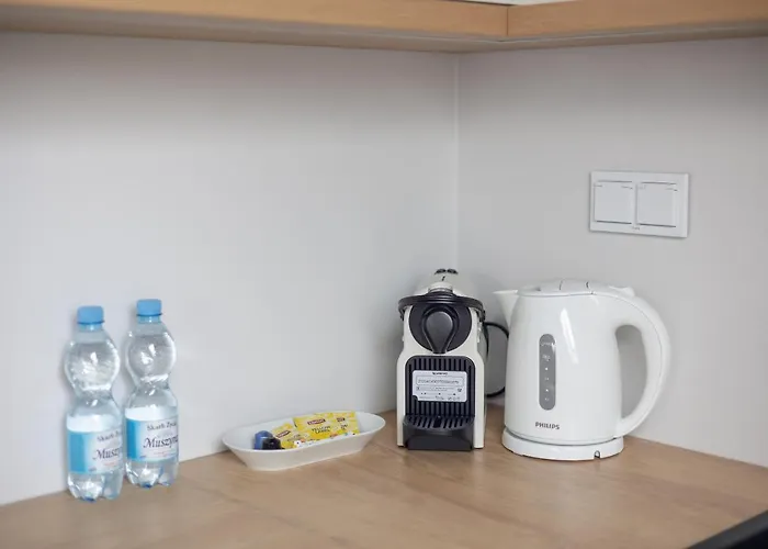 Esencja Warszawy Nowy Swiat By Bookinghost Warsaw