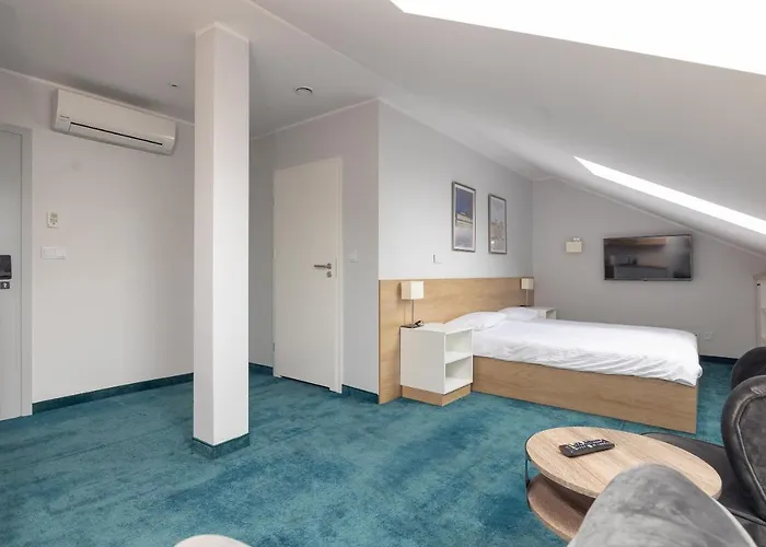 Apartment Esencja Warszawy Nowy Swiat By Bookinghost Warsaw