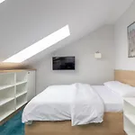 Esencja Warszawy Nowy Swiat By Bookinghost Apartman Varsó