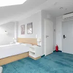 Esencja Warszawy Nowy Swiat By Bookinghost Apartman