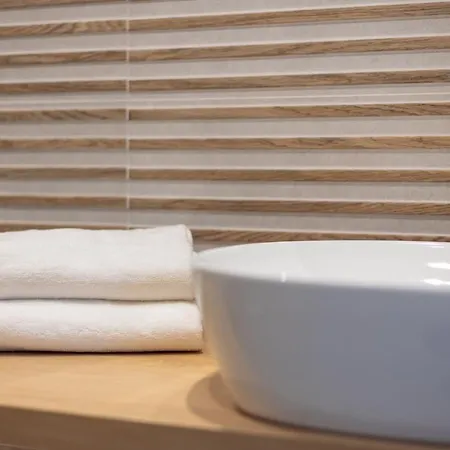 Esencja Warszawy Nowy Swiat By Bookinghost Apartment